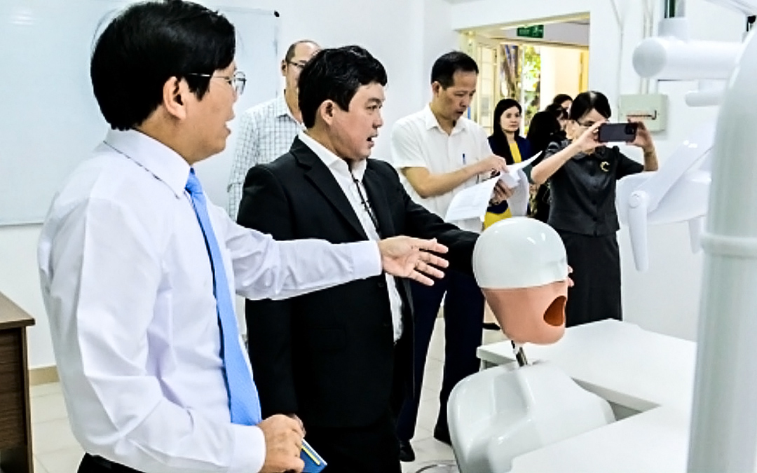 răng hàm mặt - Ảnh 1.