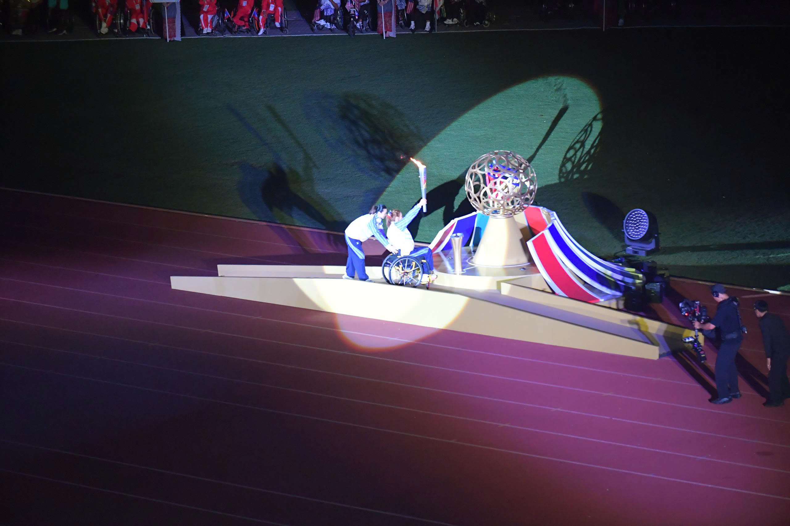 ASEAN Para Games 13 đã chính thức khởi tranh - Ảnh 1.