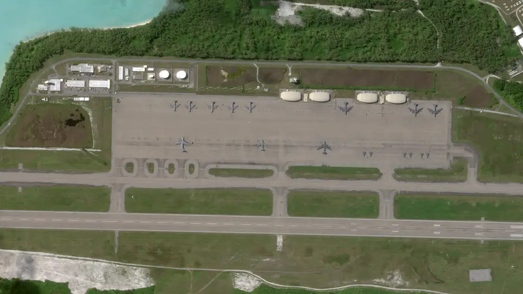 Ảnh vệ tinh căn cứ quân sự bí mật của Mỹ ở Ấn Độ Dương gây chú ý - 1