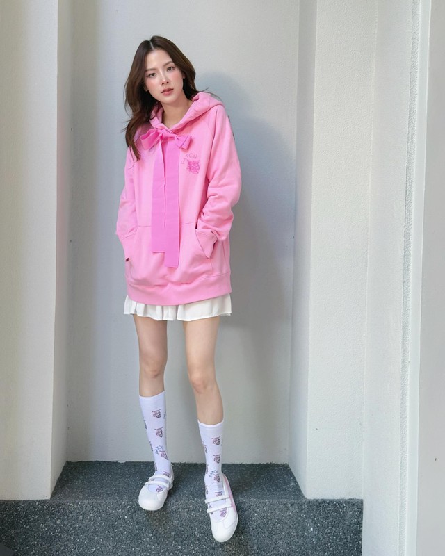Áo hoodie là biểu tượng của lối sống trẻ và tự do - Ảnh 1.