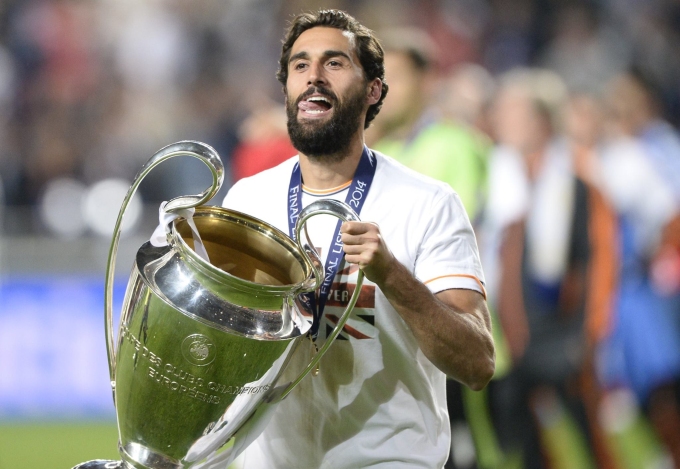 Arbeloa từng vô địch Champions League hai lần trong màu áo Real Madrid. Ảnh: UEFA