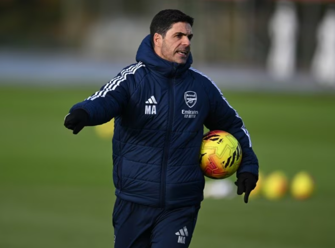 HLV Mikel Arteta trong buổi tập của Arsenal ngày 17/1/2026. Ảnh: Arsenal FC