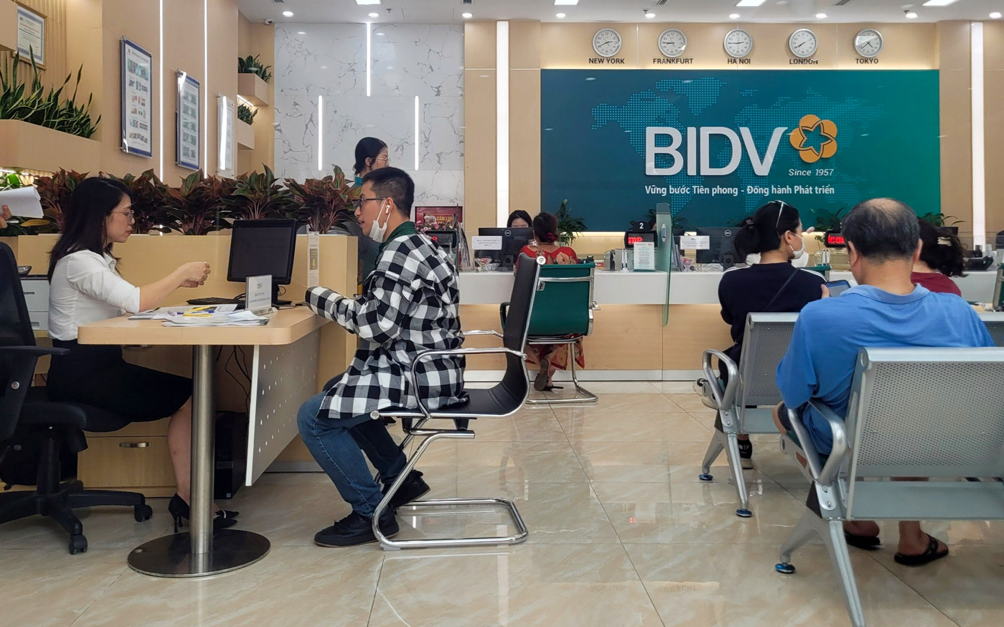 BIDV, Vietcombank, Agribank…, sẽ dừng hoạt động ứng dụng trên loạt điện thoại sau từ 1/3/2026- Ảnh 1.