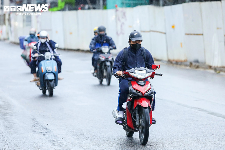 Tin không khí lạnh mới nhất: Bắc Bộ chuyển mưa rét từ đêm nay, có nơi dưới 6C- Ảnh 1.