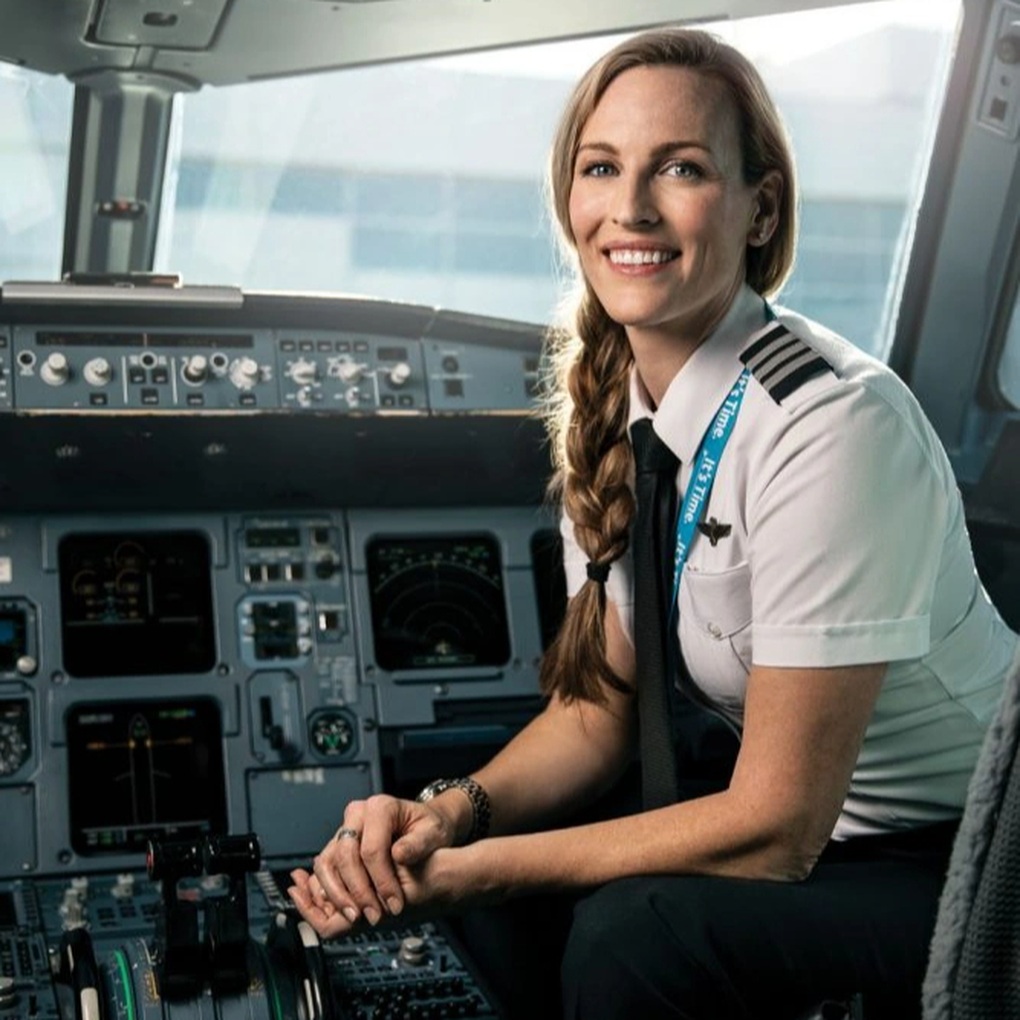 Bảng lương phi công làm tại một hãng hàng không khiến nhiều người bất ngờ - 1