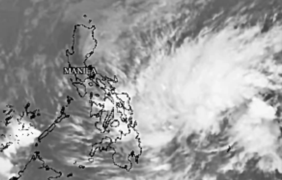 Bão Nokaen ảnh hưởng ra sao đến thời tiết Việt Nam?- Ảnh 1.