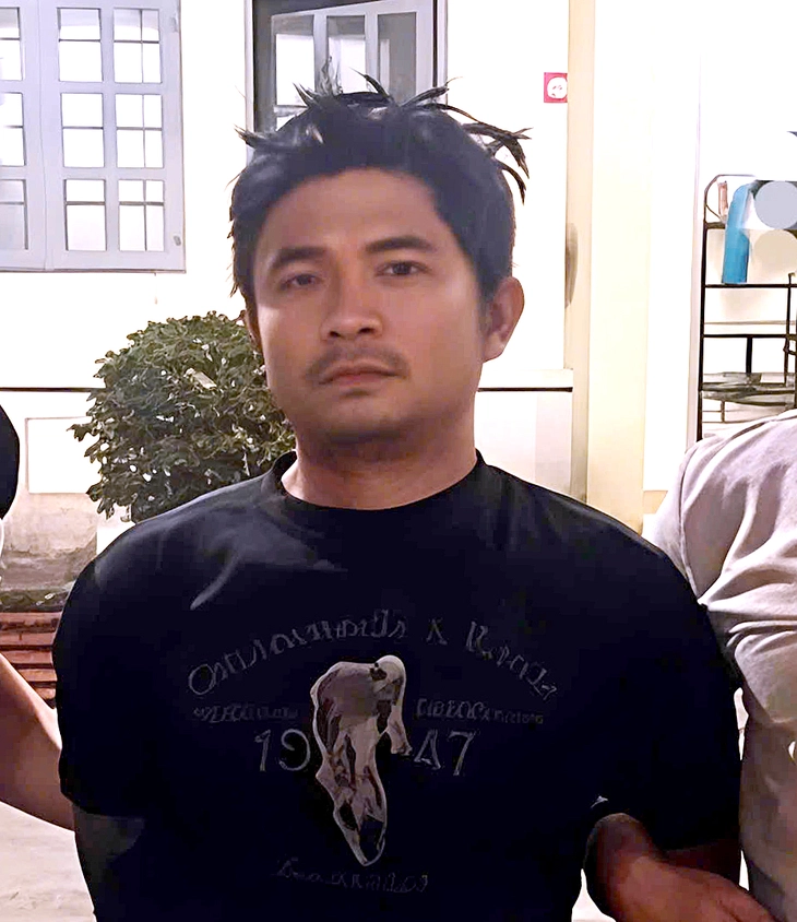 Bắt 2 bị can truy nã quốc tế về tội giết người, cướp tài sản - Ảnh 1.