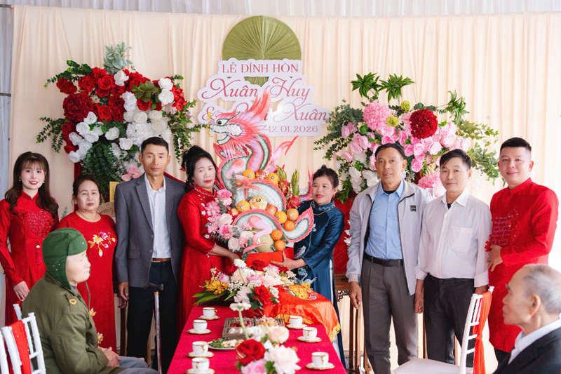 Chồng mất vì tai nạn, người phụ nữ tái hôn sau 6 năm ở vậy nuôi con: Bất ngờ hành động của bố mẹ chồng cũ- Ảnh 1.