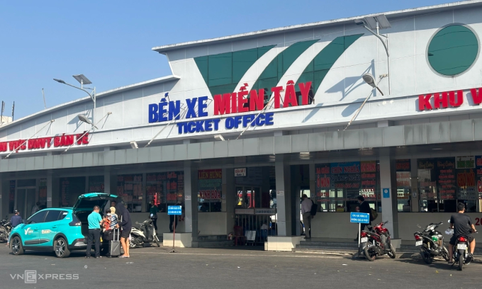 Văn phòng bán vé của Bến xe miền Tây. Ảnh: Tất Đạt