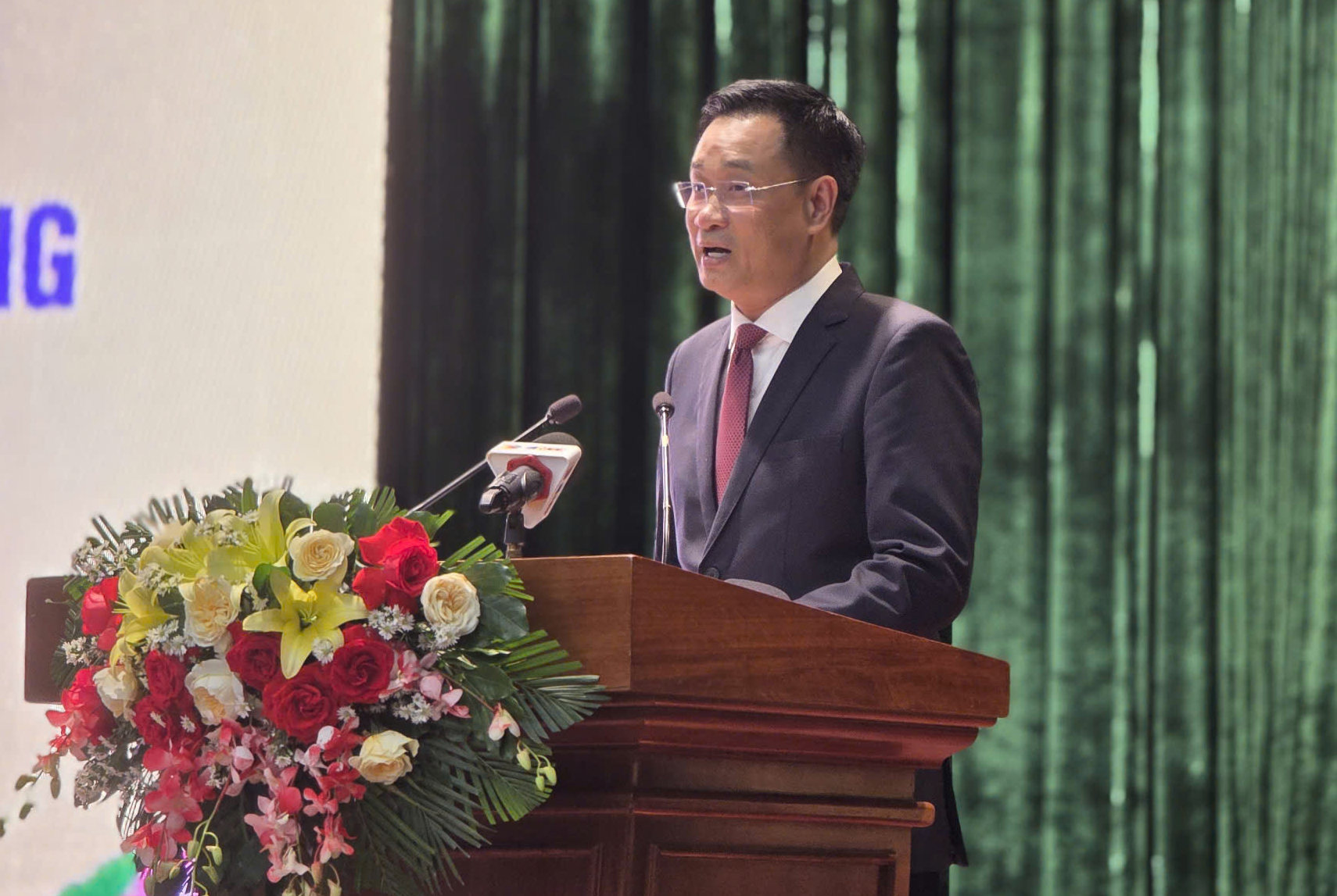 Bí thư Lê Ngọc Quang: Doanh nghiệp thất bại thì Đà Nẵng không thành công, xin lỗi vì các vướng mắc - Ảnh 1.