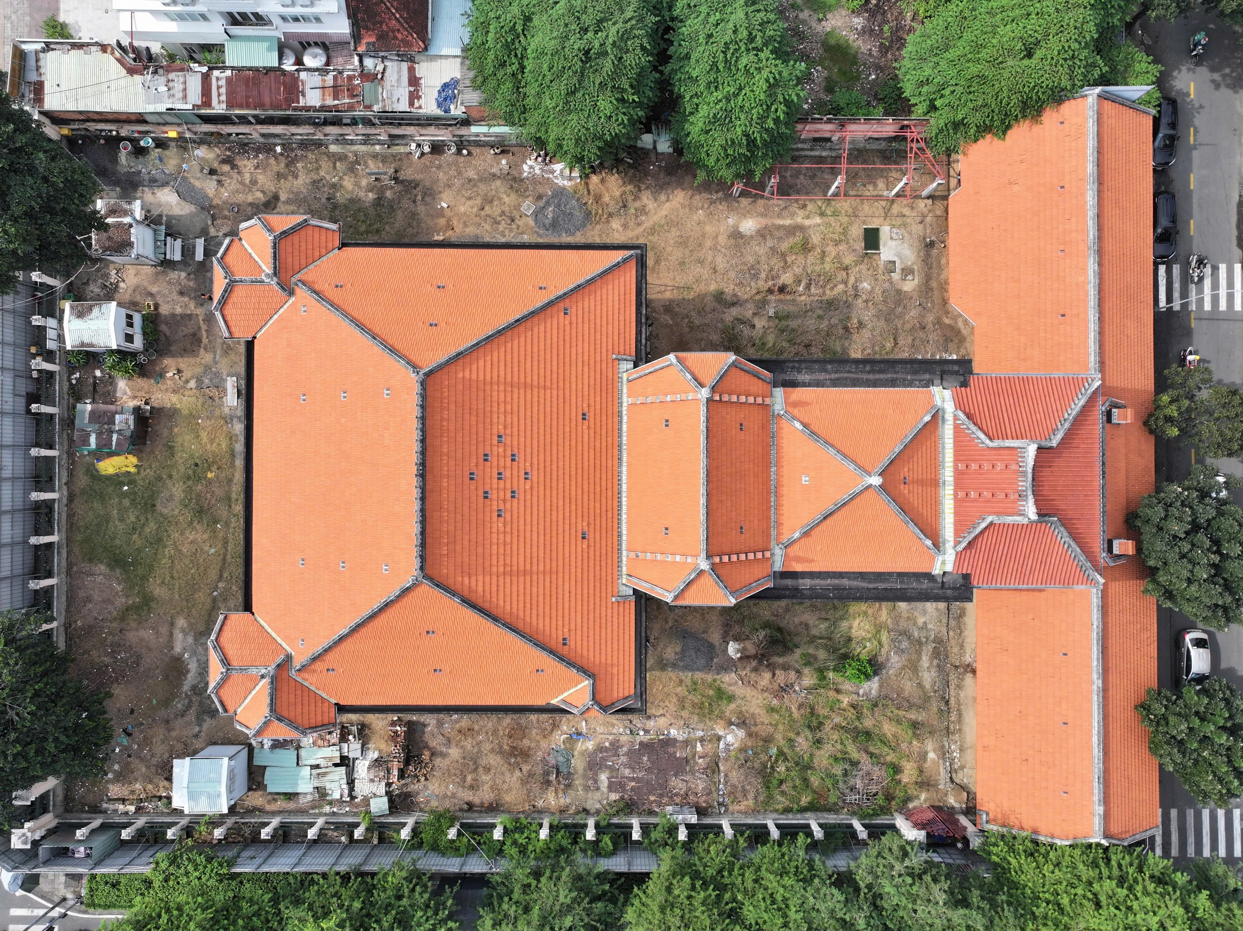 Biệt thự hơn 100 năm thượng lưu bậc nhất ở TP.HCM, từng có giá 35 triệu USD- Ảnh 1.