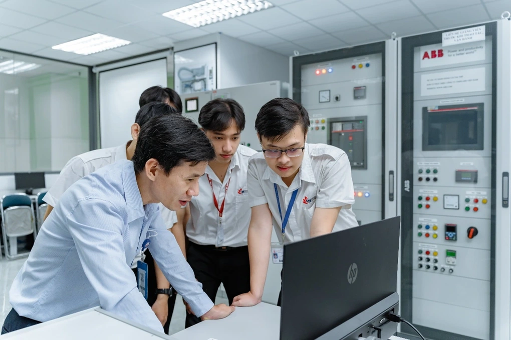 Bộ GDĐT công bố tiêu chí “đại sắp xếp” trường đại học, trường nghề - 2