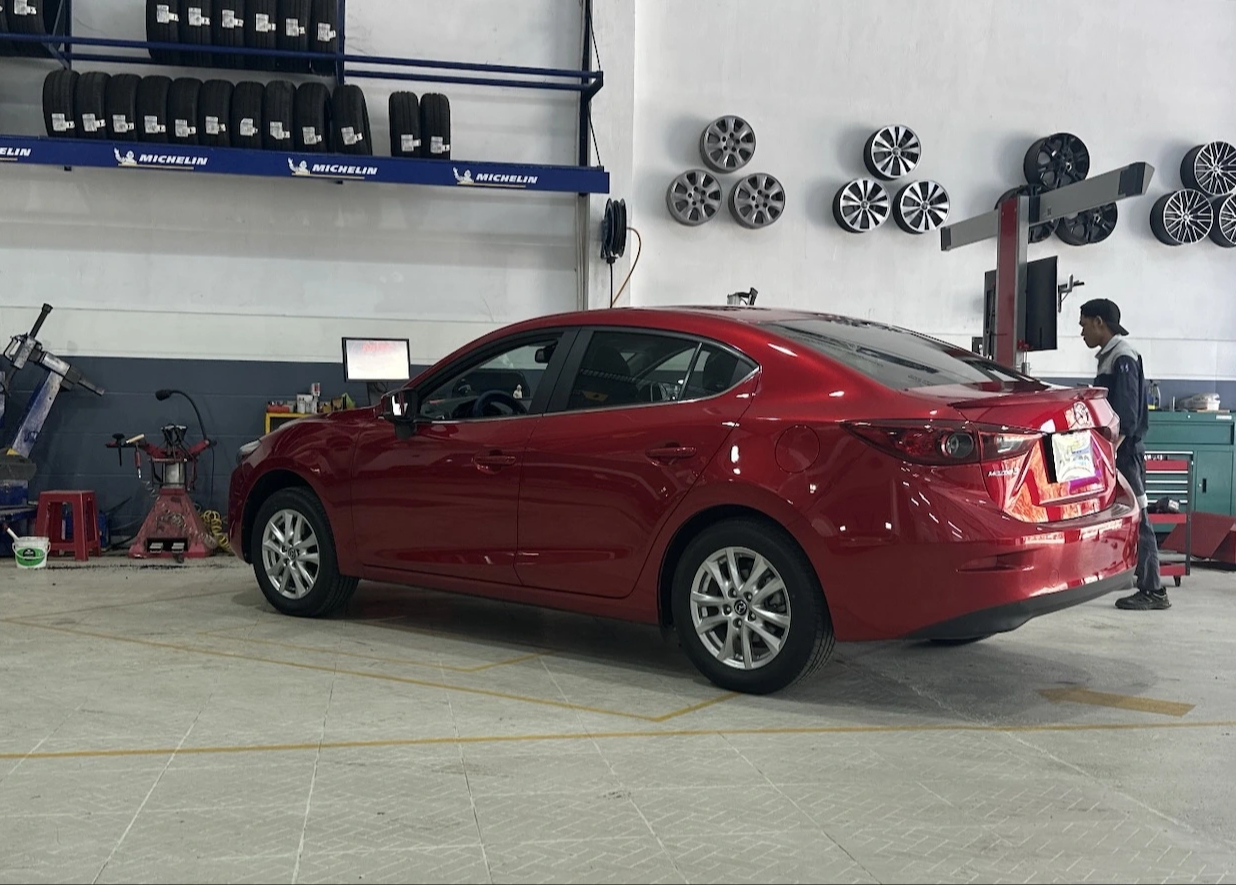 Mua ô tô cũ: Bỏ qua xe trầy xước bên ngoài là sai lầm? - Ảnh 2.