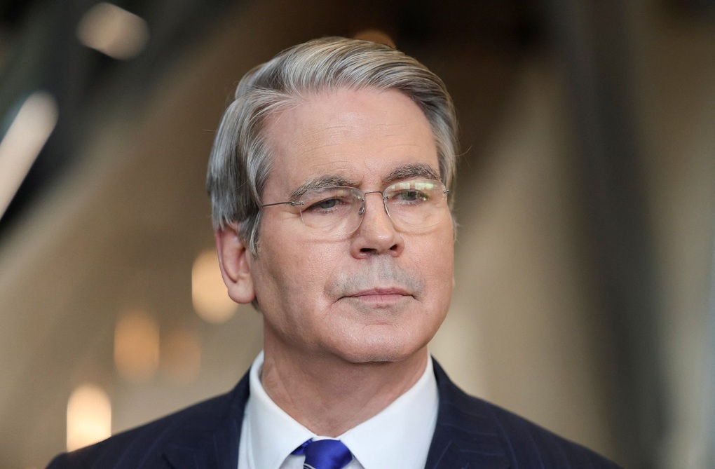 Bộ trưởng Tài chính Mỹ cảnh báo EU không áp thuế đáp trả vì Greenland - 1