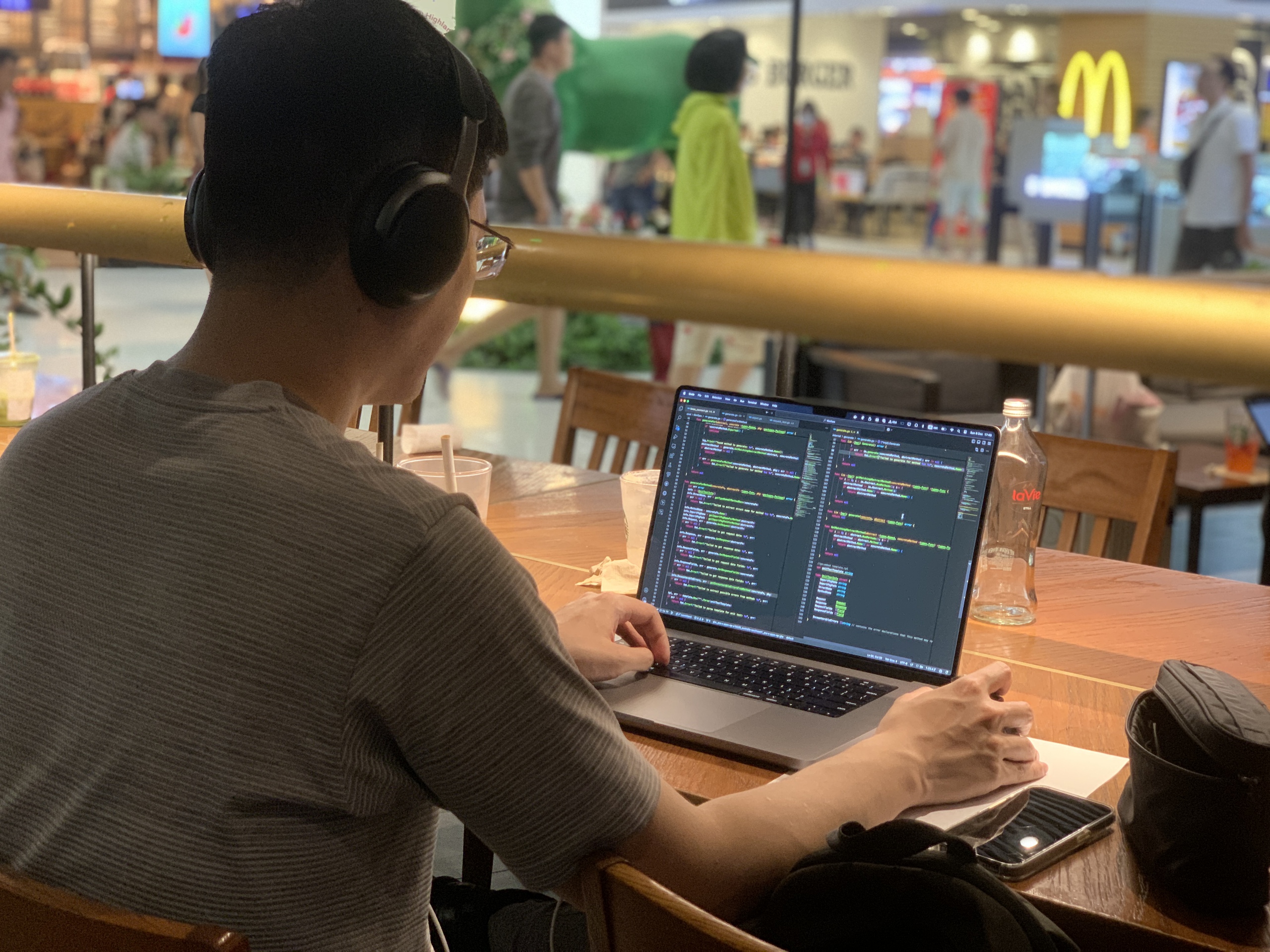 Bức tranh thị trường lao động IT Việt trong năm 2026 - Ảnh 1.