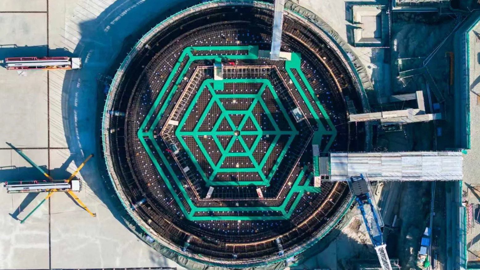 Bước đột phá hạt nhân 