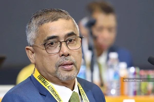 Kỳ lạ quan chức bóng đá Malaysia được phục chức sau bê bối nhập tịch