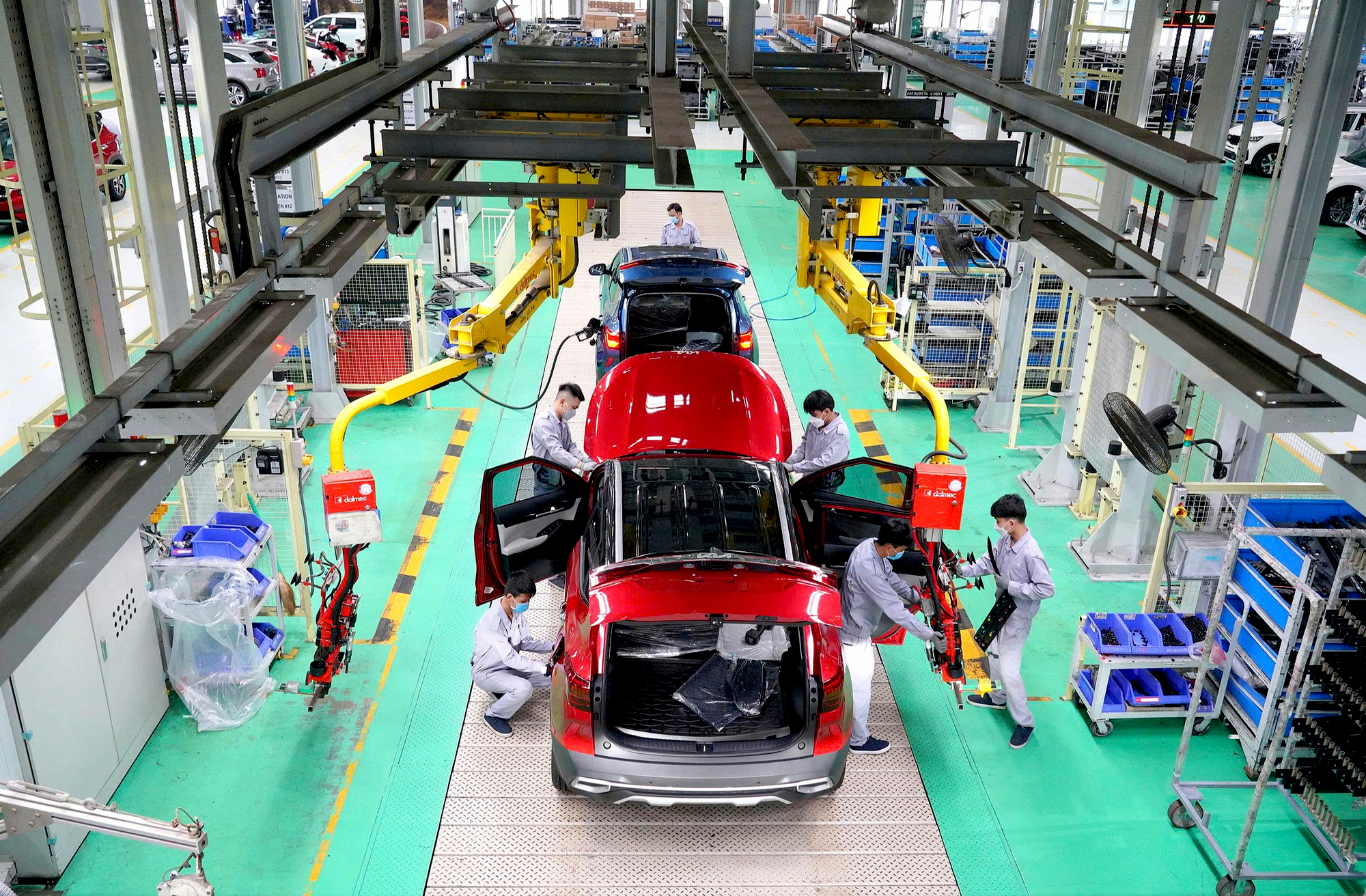 Bước nhảy vọt 5 năm của Việt Nam - Ảnh 1.