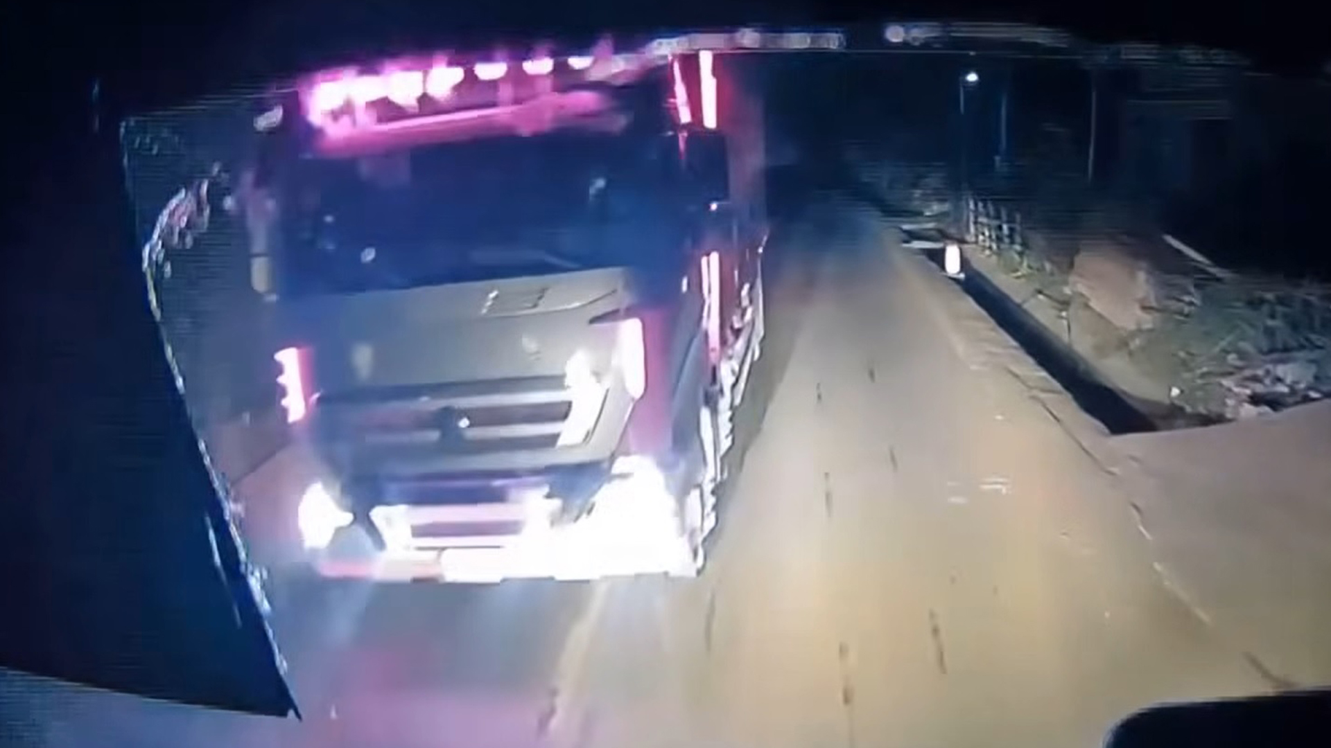 - Ảnh 1. - Ảnh 1.