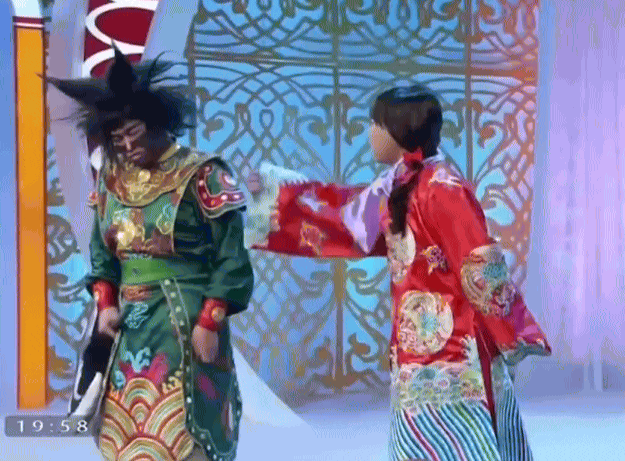 Ca sĩ duy nhất được diễn 7 mùa Táo quân, cứ xuất hiện là bị mắng- Ảnh 2.