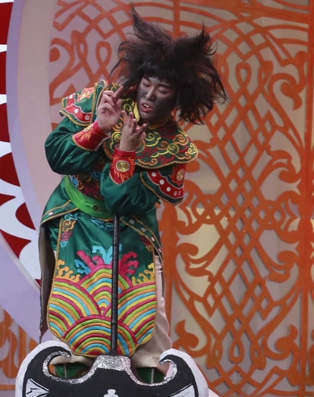 Ca sĩ duy nhất được diễn 7 mùa Táo quân, cứ xuất hiện là bị mắng- Ảnh 3.