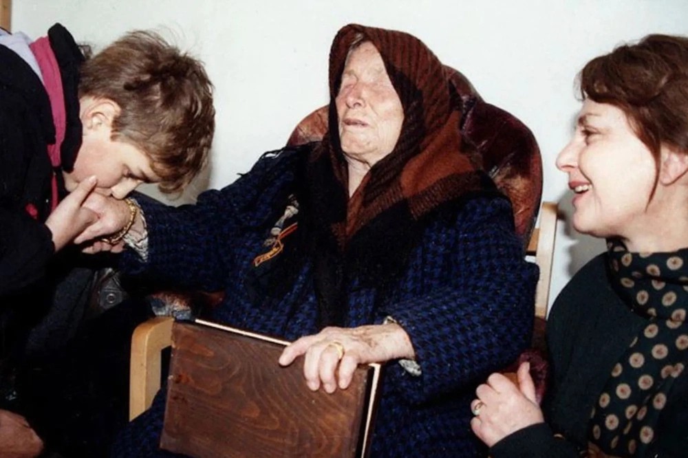 nhà tiên tri - Ảnh 1.