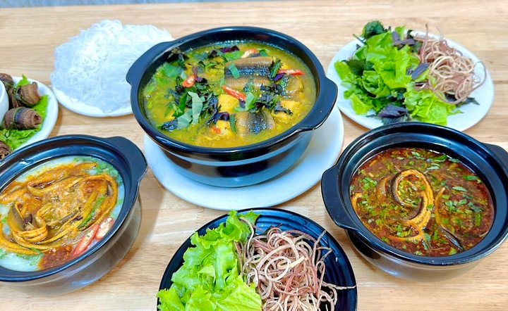 Người xứ Nghệ đã tạo nên nhiều món lươn thơm ngon, cay ấm, đậm đà như cháo lươn, súp lươn, lươn xào.