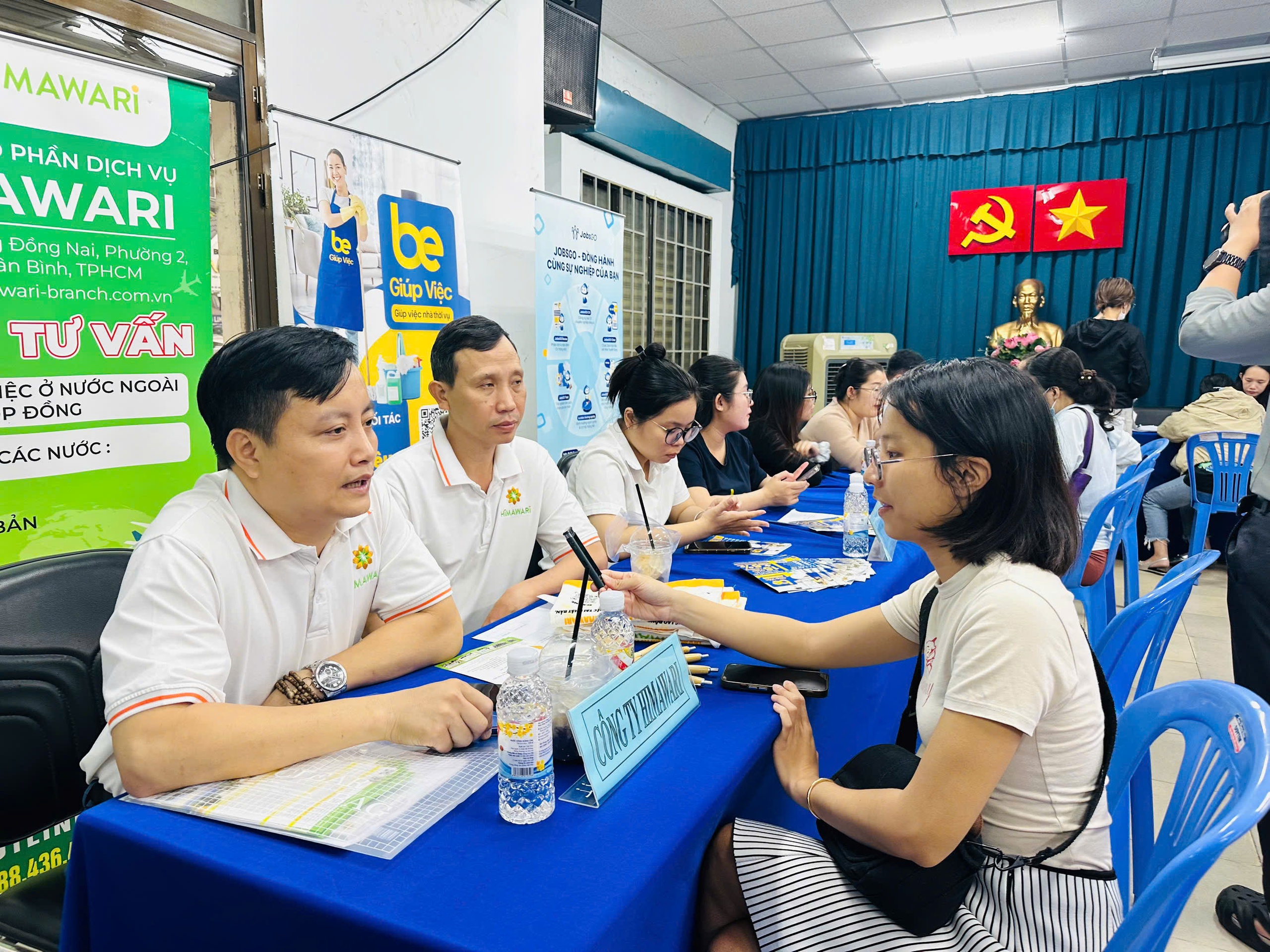 Việc nhẹ lương cao: Cái bẫy quen dịp cận Tết - Ảnh 1.