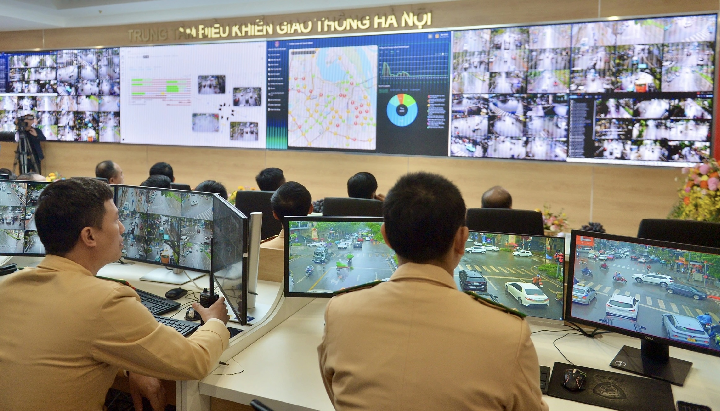 Camera AI Hà Nội sẽ ‘phạt nguội’ cả trật tự đô thị, vệ sinh môi trường- Ảnh 1.