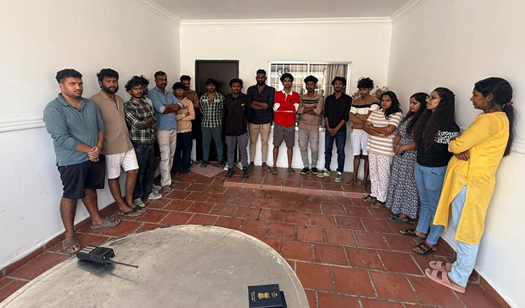 Campuchia bắt giữ 75 người nước ngoài trong chiến dịch trấn áp lừa đảo trực tuyến- Ảnh 2.