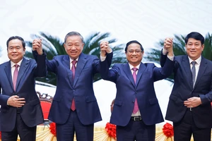 Việc thực hiện nghiêm túc các tiêu chí chính là chìa khóa để xây dựng đội ngũ lãnh đạo đủ sức đưa Việt Nam vươn tới tầm cao mới. Ảnh: VGP