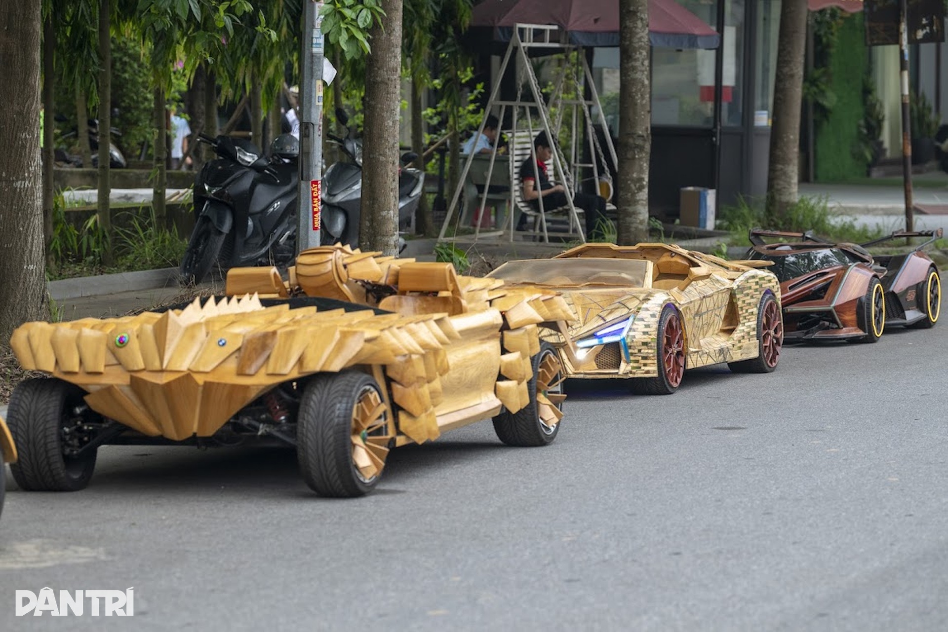 Cận cảnh dàn siêu xe gỗ do anh thợ Bắc Ninh đục đẽo khiến Audi nể phục - 1