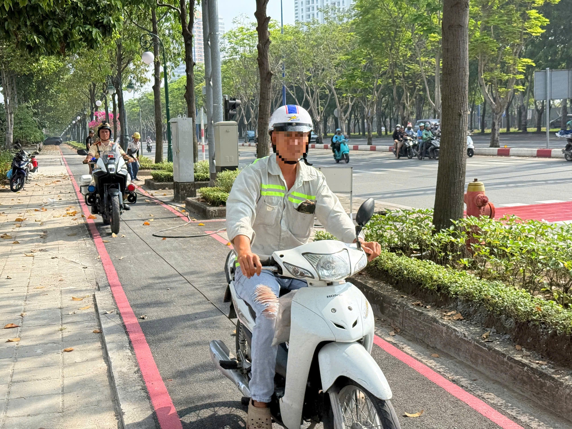 đường Mai Chí Thọ - Ảnh 2.