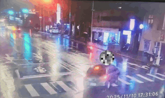 Cảnh sát tung CCTV ghi lại vụ cặp vợ chồng diễn viên lái xe tông chết người đi đường- Ảnh 4.