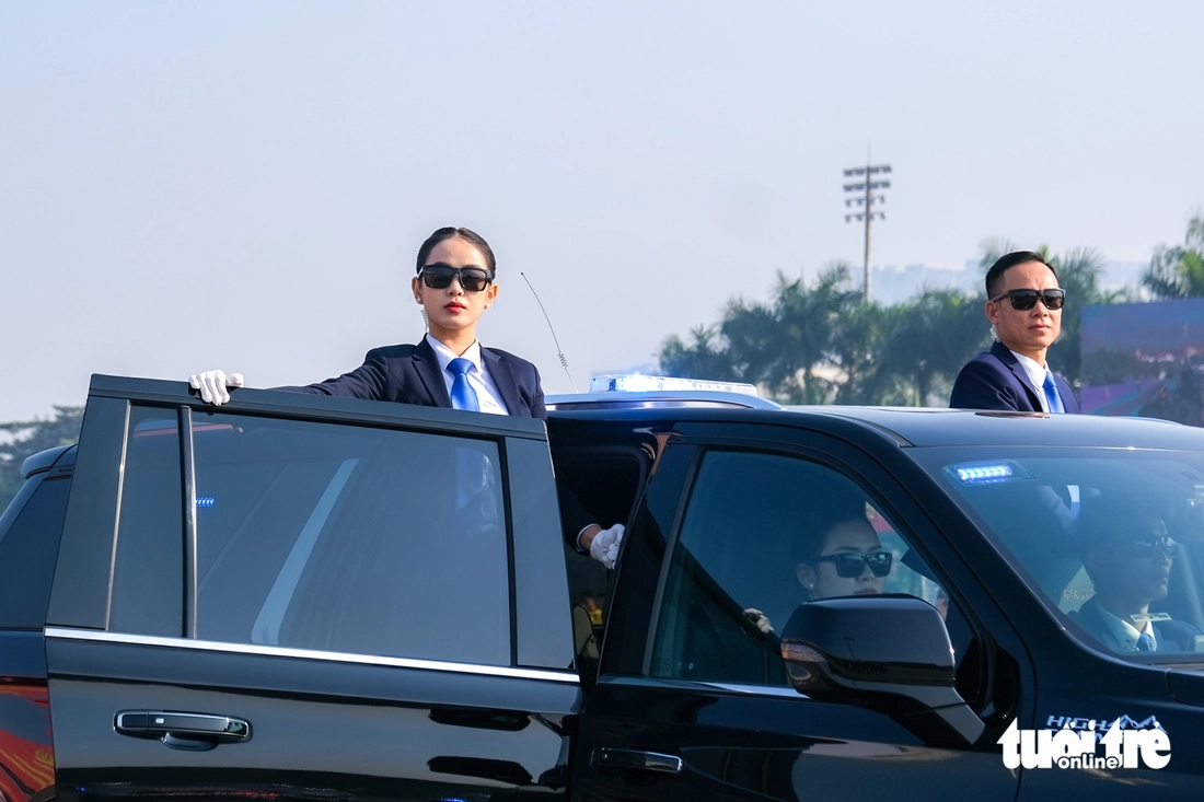 Cảnh vệ bảo vệ VIP, cảnh sát và khí tài hiện đại tổng duyệt bảo vệ Đại hội Đảng XIV - Ảnh 1.