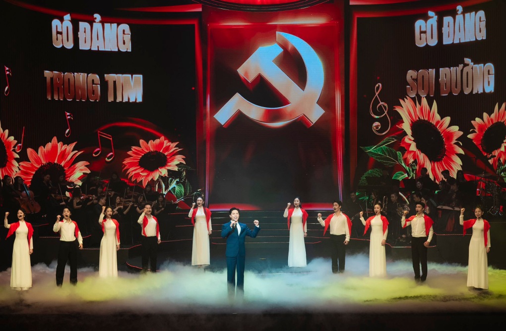 Câu chuyện đặc biệt về hoàn cảnh ra đời bài hát Thưa Đảng của Anh Tú - 1