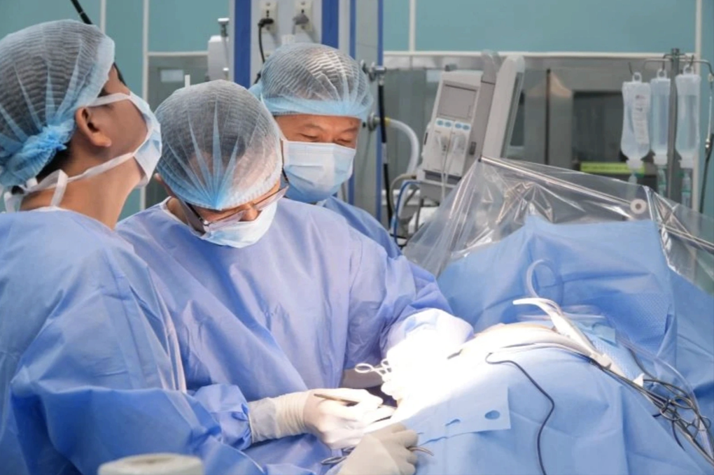 Chàng trai được ghép thận đầu tiên ở Bệnh viện Quân y 175 hiện ra sao? - 1