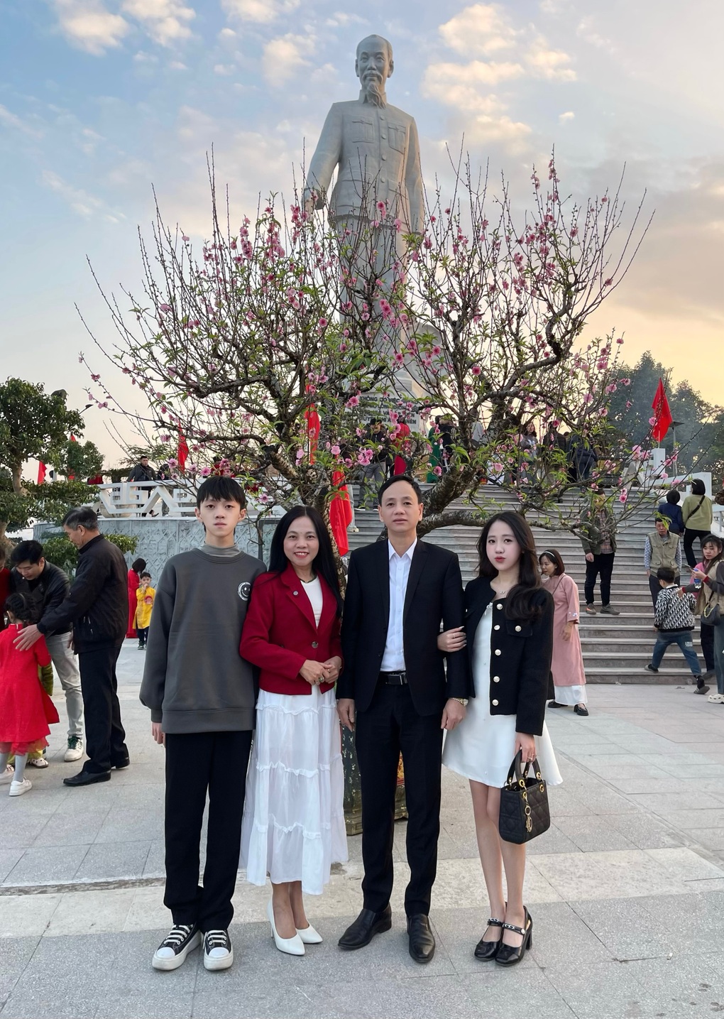 Chị gái khóc òa khi em trai đạt HSG quốc gia, nhớ hào quang 4 năm trước - 3