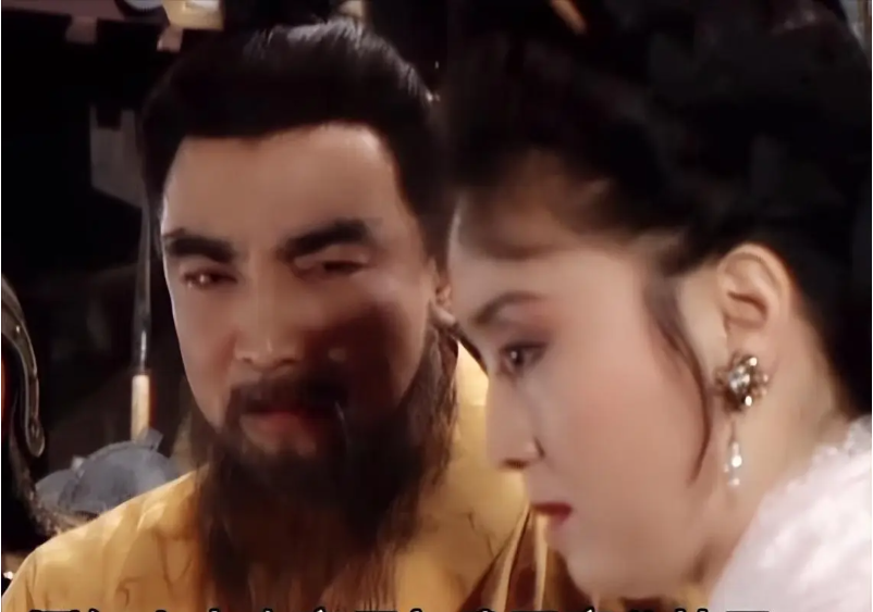 Lạ đời như Hòa Thân: Chỉ thích phụ nữ đã qua một đời chồng, dám giành cả mỹ nhân bên cạnh Càn Long- Ảnh 1.