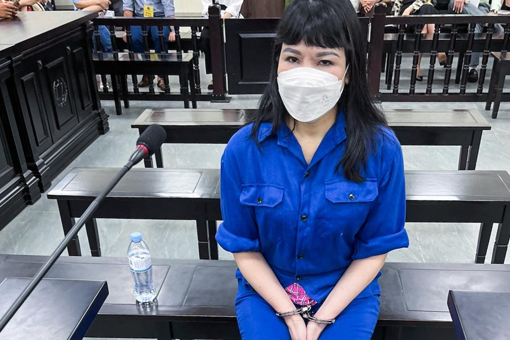 Chiếm đoạt hơn 310 tỷ đồng, cựu Phó giám đốc ngân hàng lĩnh án chung thân - 1