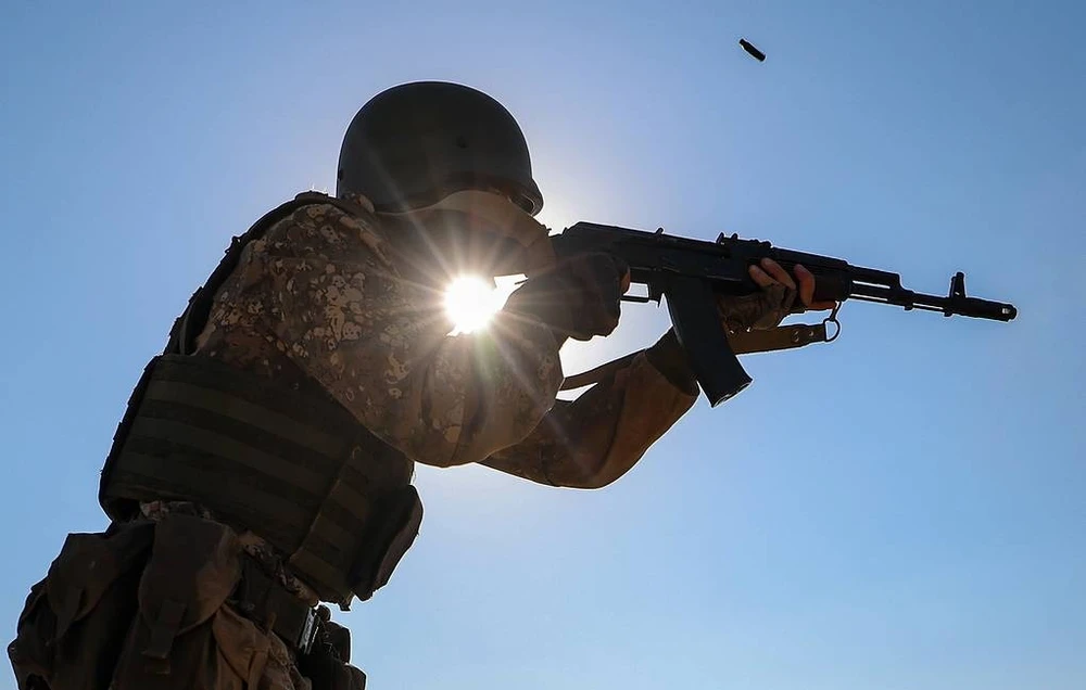 Chiến sự Nga - Ukraine 3-1