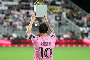 5 ngôi sao có nhiều chiếc giày vàng hơn Messi