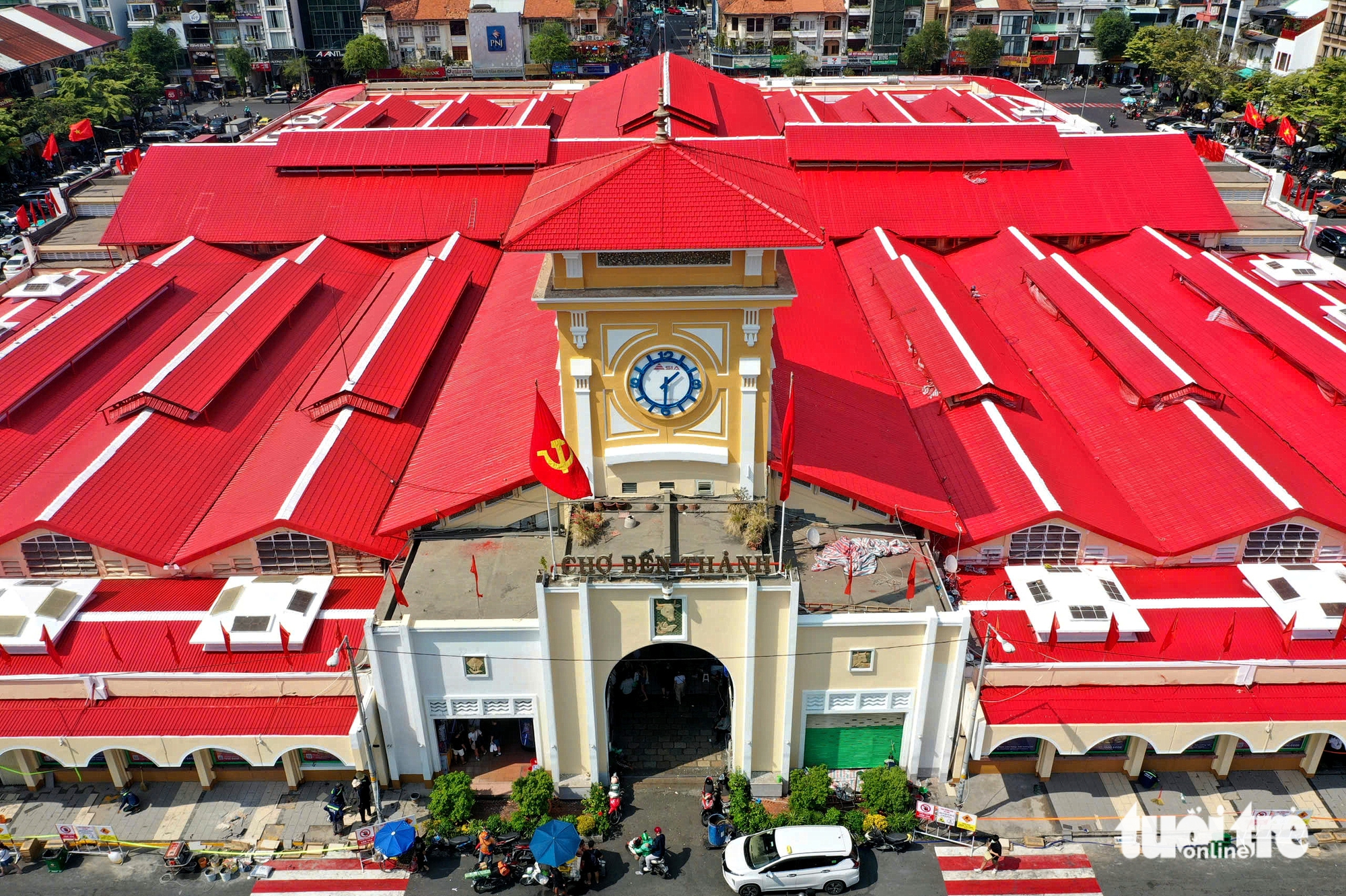 Chợ Bến Thành - Ảnh 1.