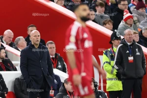 Salah và 4 đồng đội sẽ khăn gói rời Liverpool ngay đầu năm mới