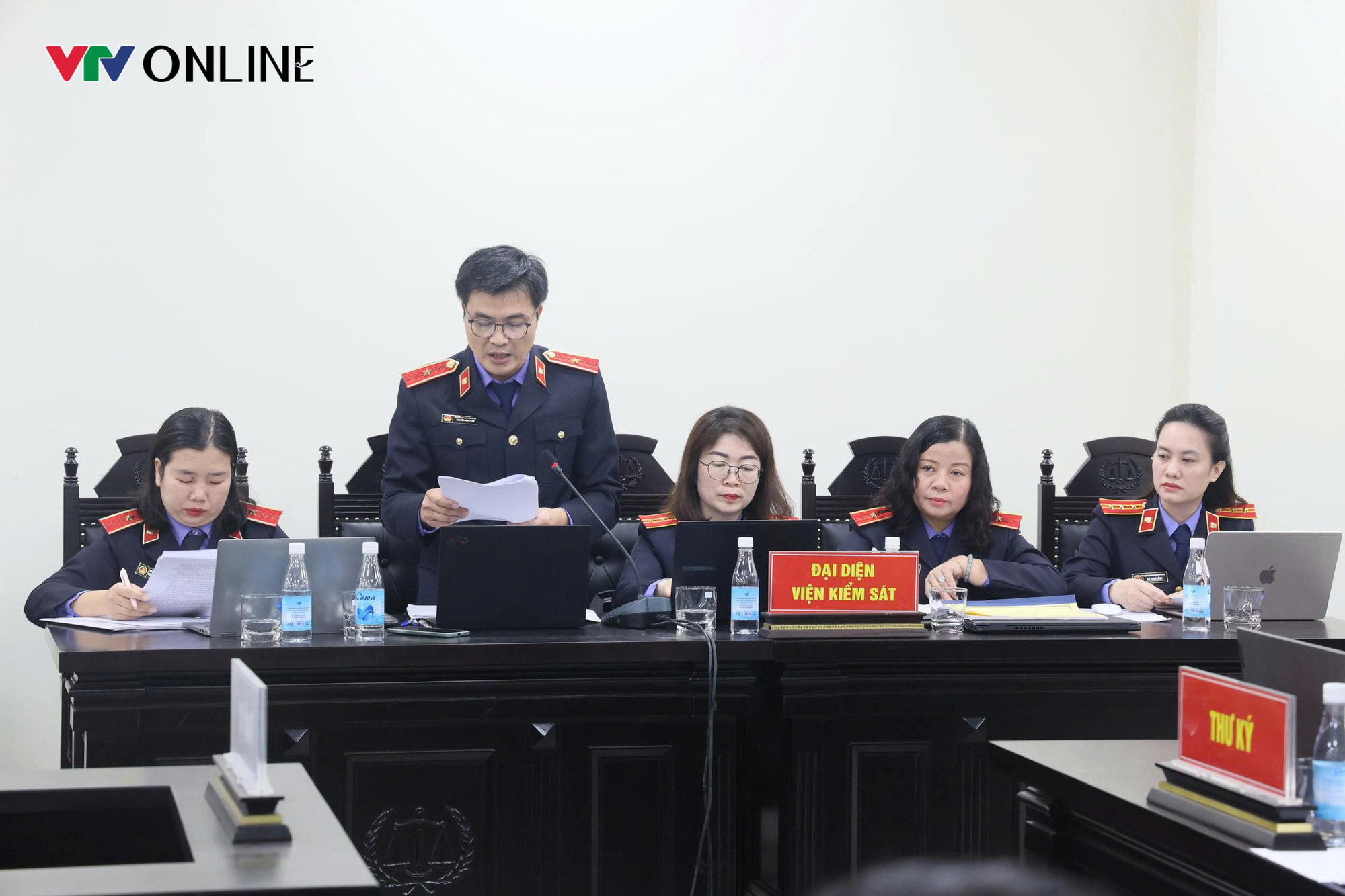 Vụ sữa giả HiUp: Chủ tịch Z Holding bị đề nghị 25-28 năm tù- Ảnh 2. Vụ sữa giả HiUp: Chủ tịch Z Holding bị đề nghị 25-28 năm tù- Ảnh 2.