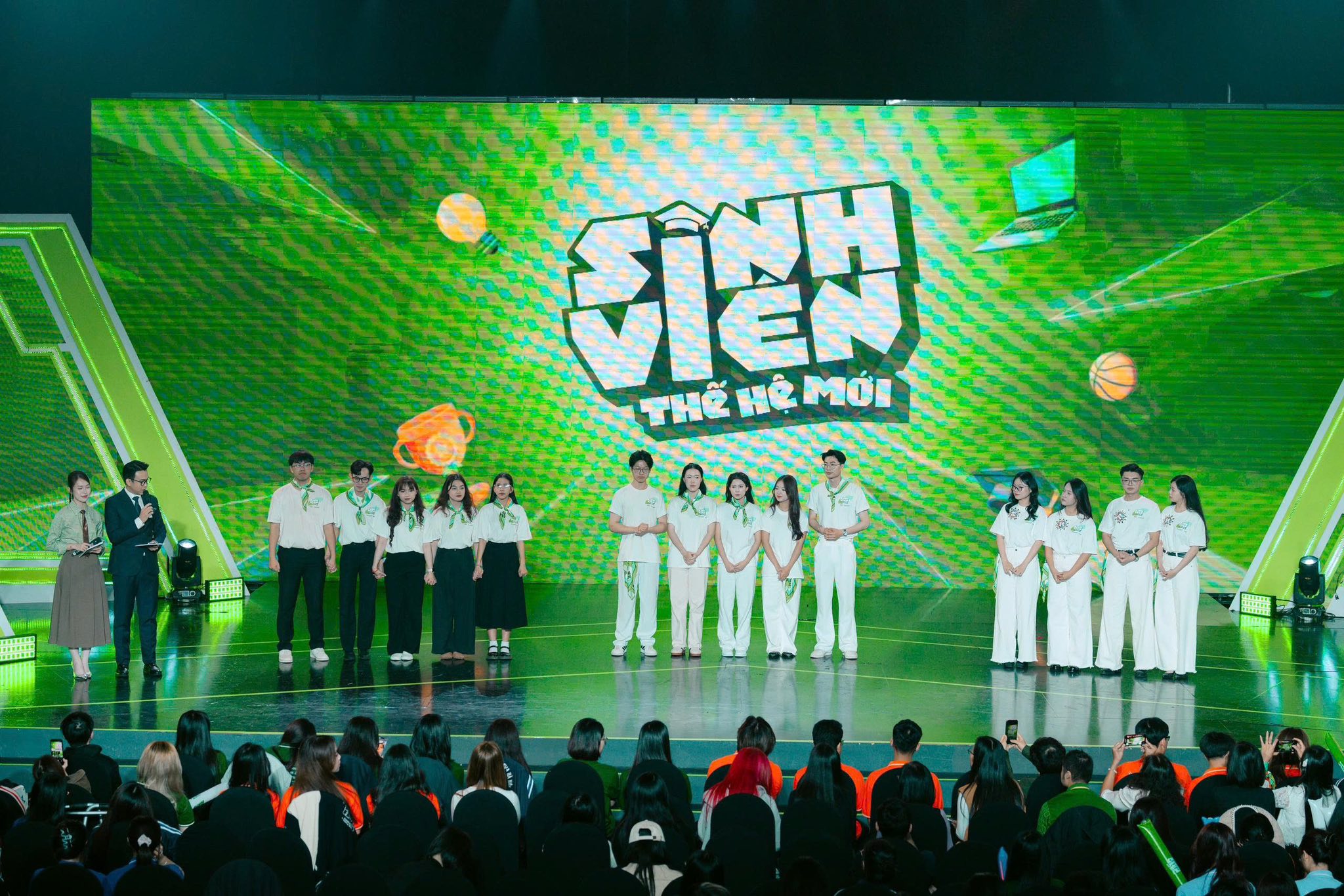 Sinh viên thế hệ mới - Ảnh 1.