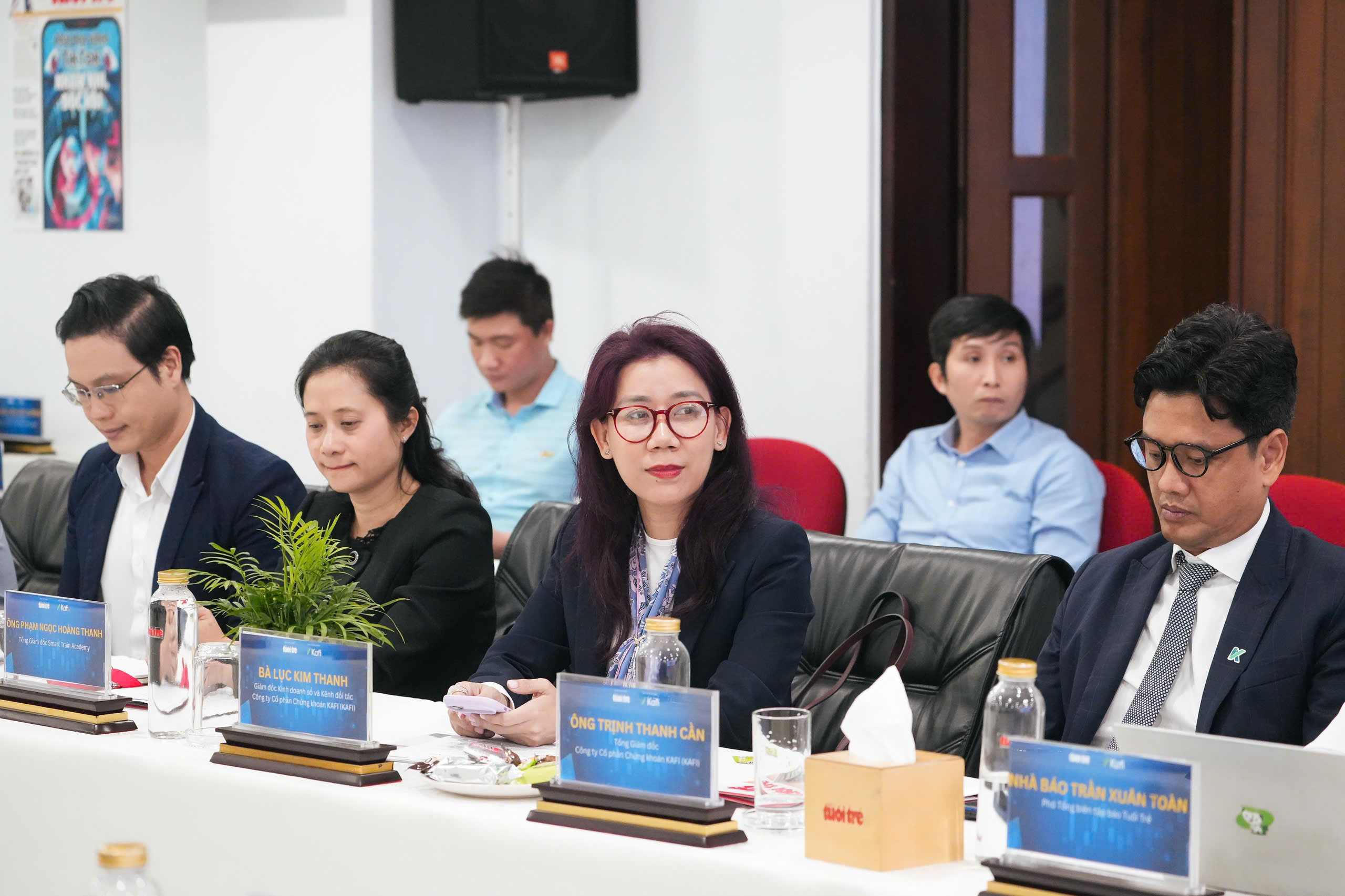 Chứng khoán Việt có thể thu hút tới 25 tỉ USD vốn đầu tư quốc tế đến năm 2030 - Ảnh 1.