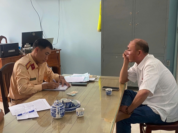 Chuyển hồ sơ vụ chuyến xe bão táp ở Đồng Tháp sang cơ quan điều tra - Ảnh 1. Chuyển hồ sơ vụ chuyến xe bão táp ở Đồng Tháp sang cơ quan điều tra - Ảnh 1.