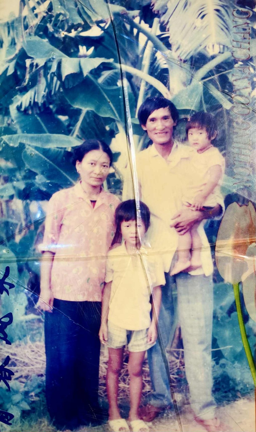 Cô gái khoe bố sở hữu bằng đại học hàng hiếm, ông là diễn viên đời đầu - 3