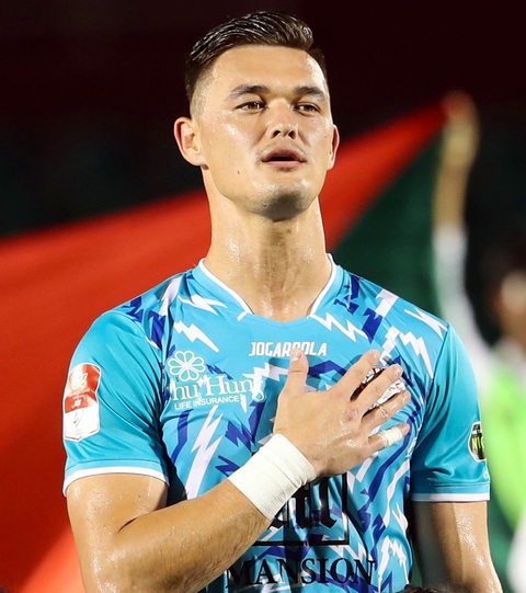 Lê Giang Patrik cần VFF làm một điều rất quan trọng để khoác áo đội tuyển Việt Nam: Phi Long thì sao?- Ảnh 2. Lê Giang Patrik cần VFF làm một điều rất quan trọng để khoác áo đội tuyển Việt Nam: Phi Long thì sao?- Ảnh 2.